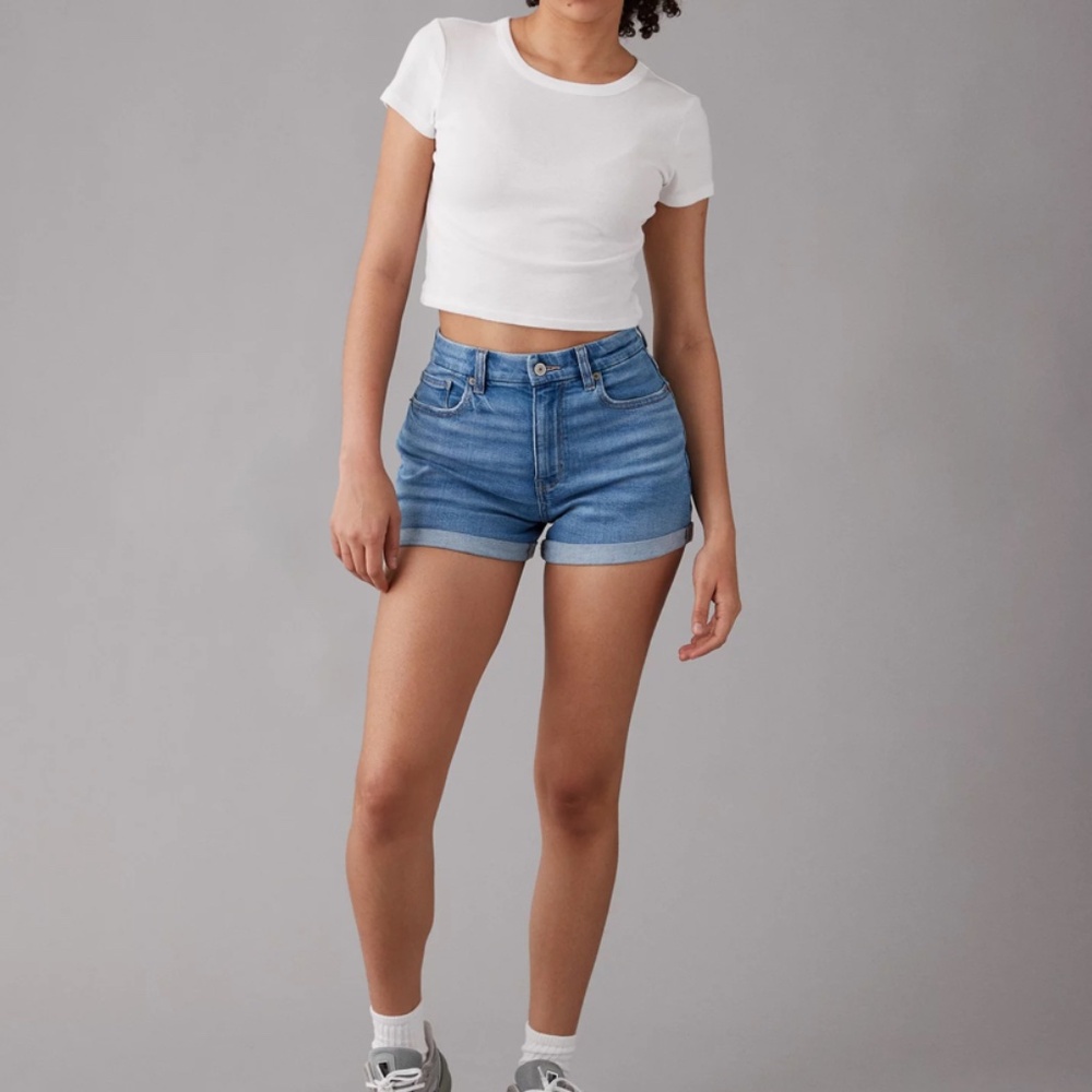 American Eagles AE Stretch Curvy Denim Mom Short size 14